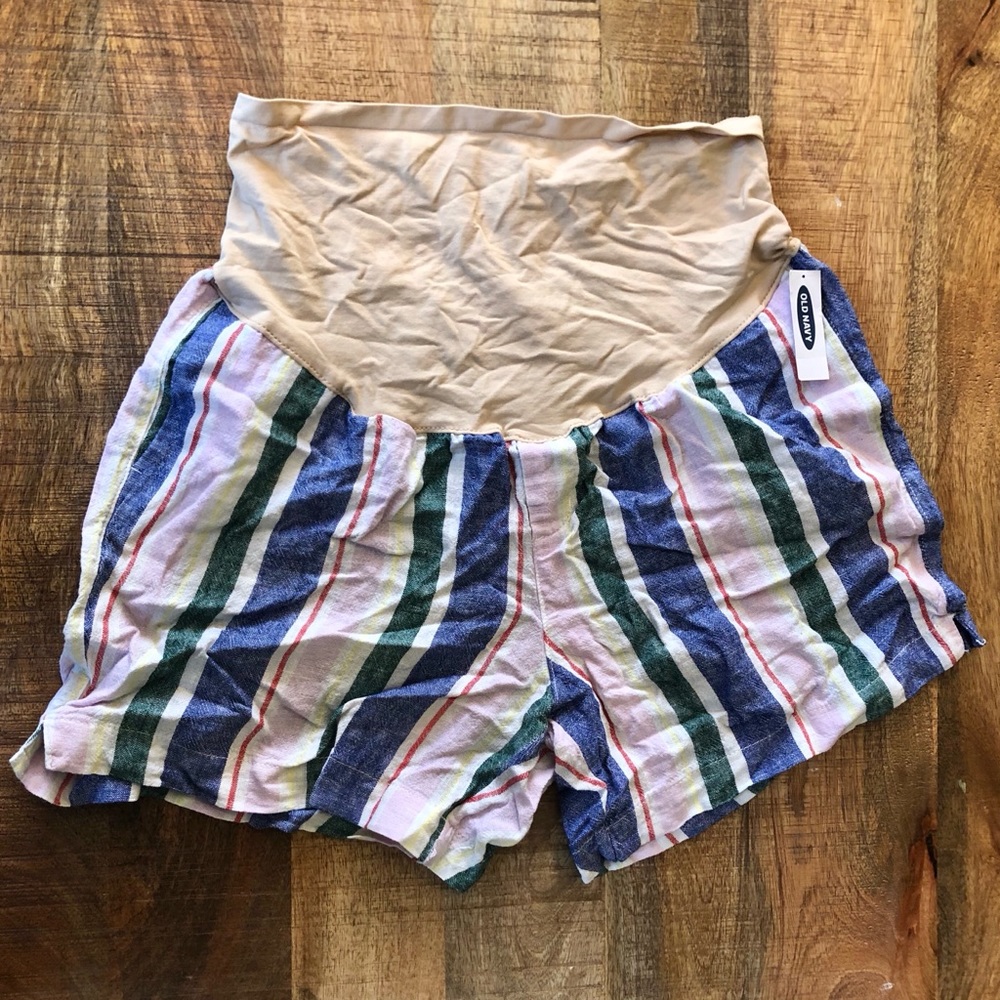 NWT - Old Navy linen maternity shorts with pockets